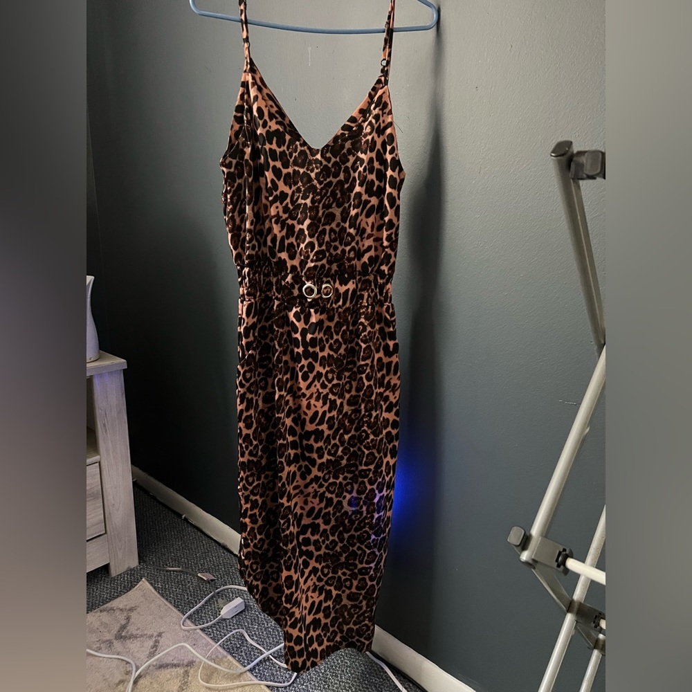 Pink leopard silky dress